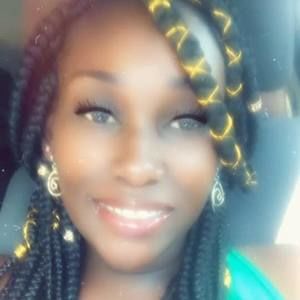 Meet your Posher, Deshanda